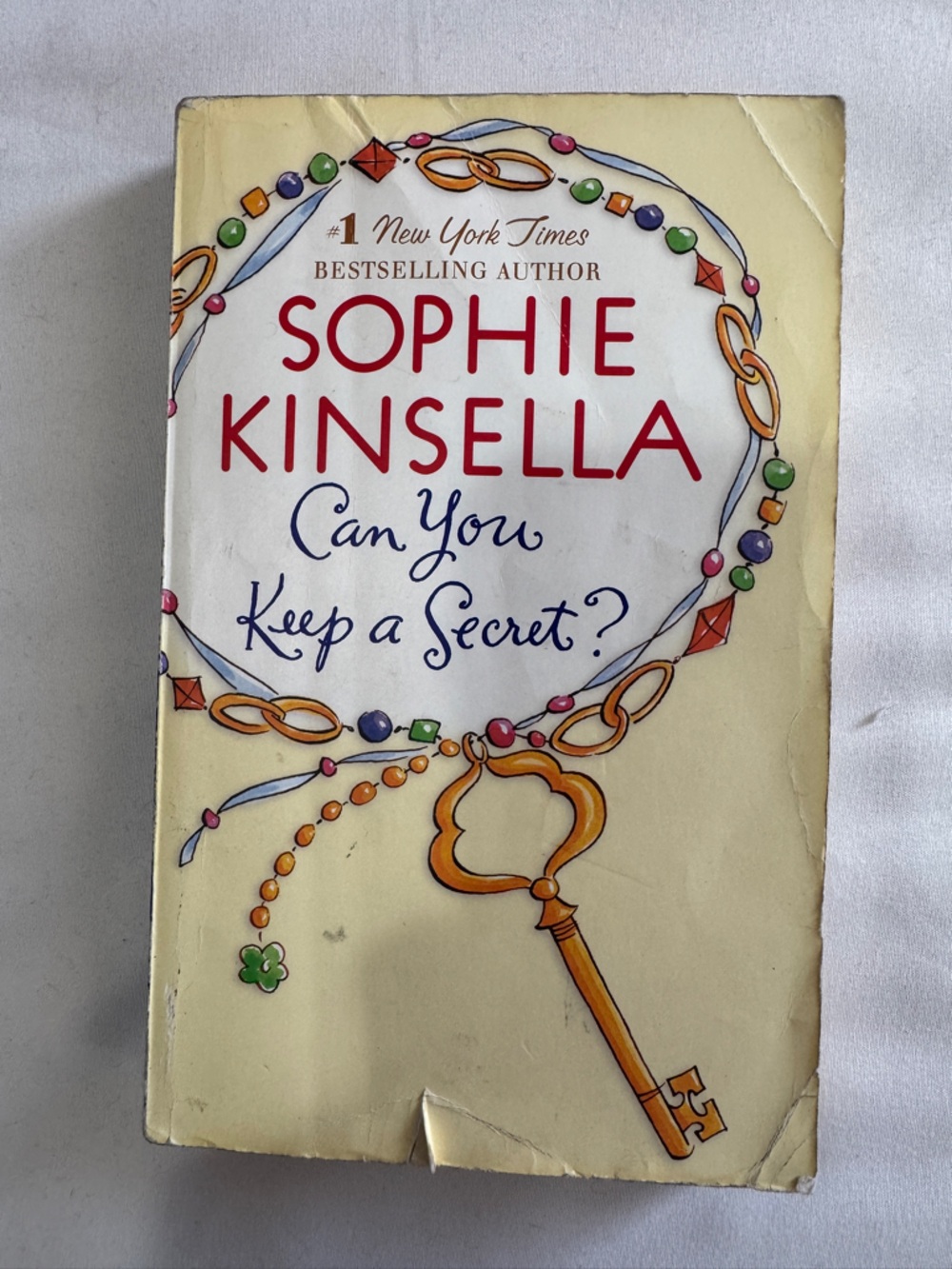 Can You Keep a Secret? by Sophie Kinsella - Yellow Cover